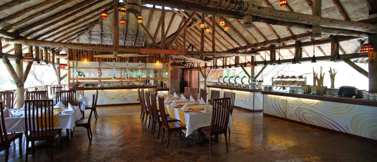 Sarova Shaba Game Lodge Archers Post Exterior foto